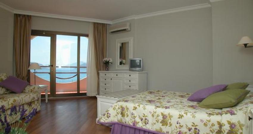 HAWAii HOTEL MARMARIS