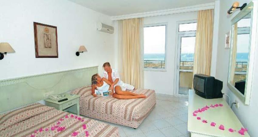 ASRIN BEACH HOTEL