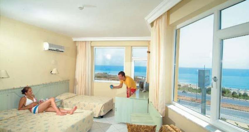 ASRIN BEACH HOTEL