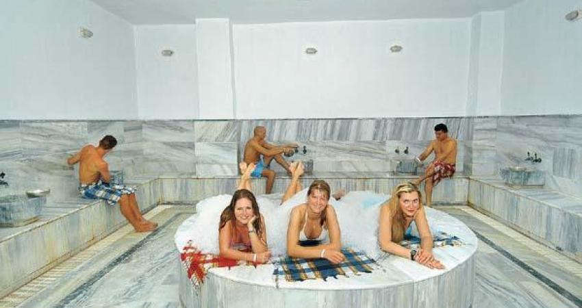 ASRIN BEACH HOTEL