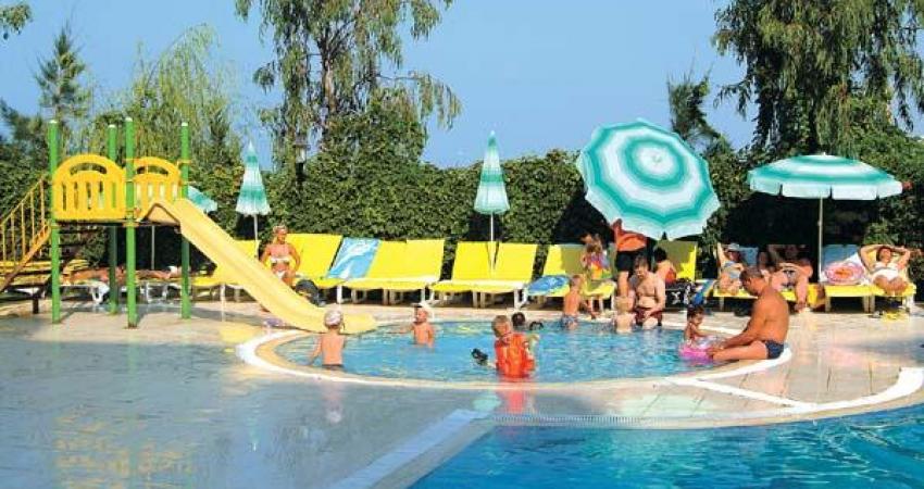 ASRIN BEACH HOTEL