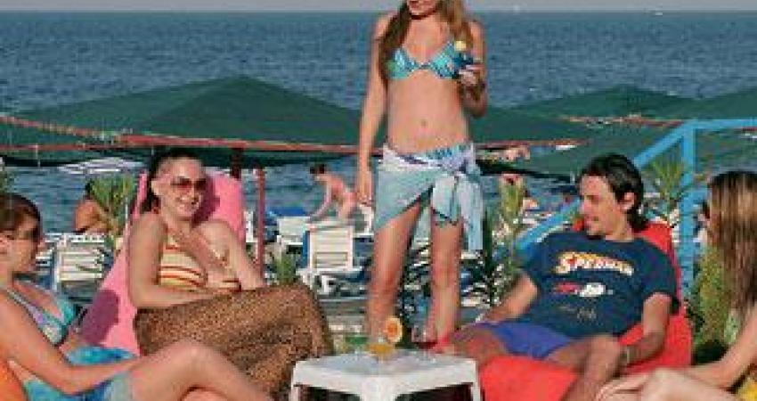 BONA DEA BEACH HOTEL