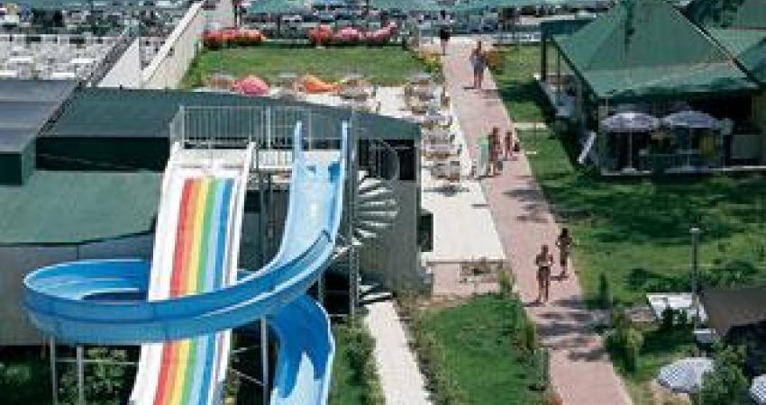 BONA DEA BEACH HOTEL