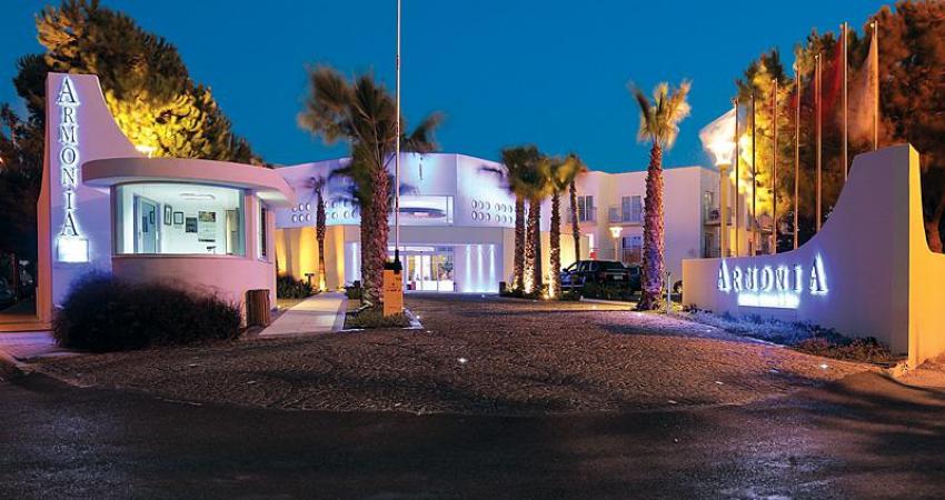 ARMONiA HOLiDAY ViLLAGE  & SPA