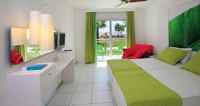 ARMONiA HOLiDAY ViLLAGE  & SPA