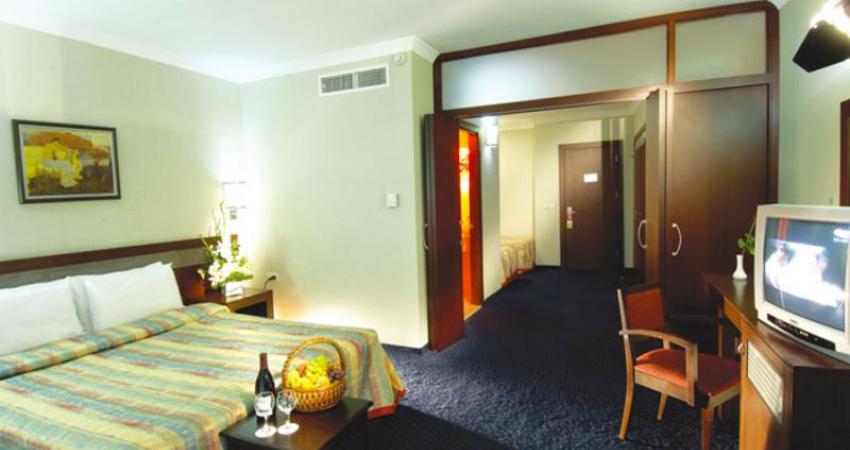 LYRA RESORT HOTEL