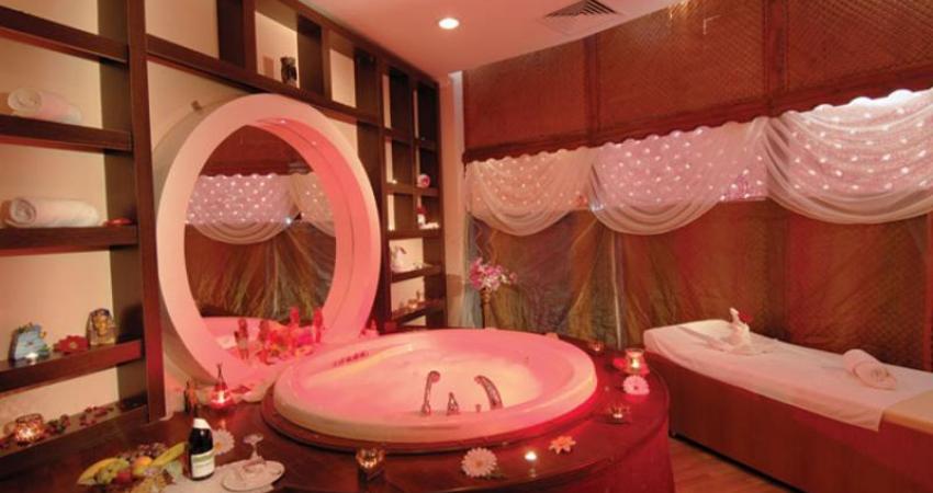 LYRA RESORT HOTEL