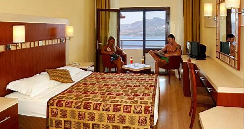 GREEN BEACH RESORT