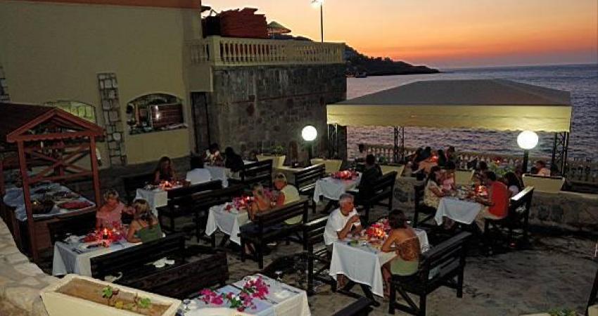 GREEN BEACH RESORT