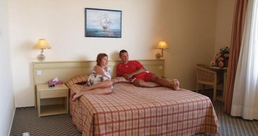 SUNSET BEACH HOTEL