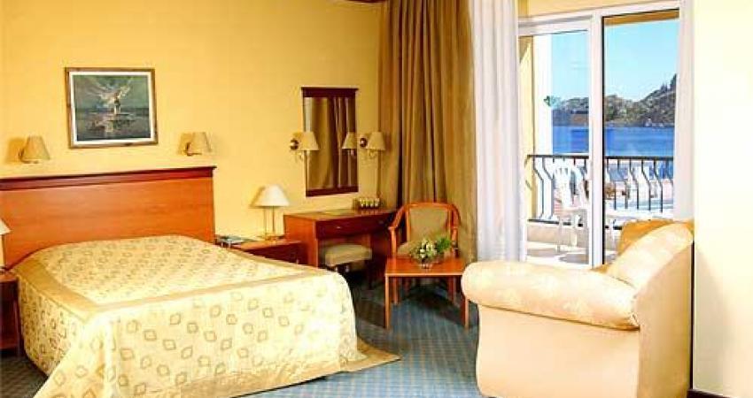 GREEN PLATAN HOTEL