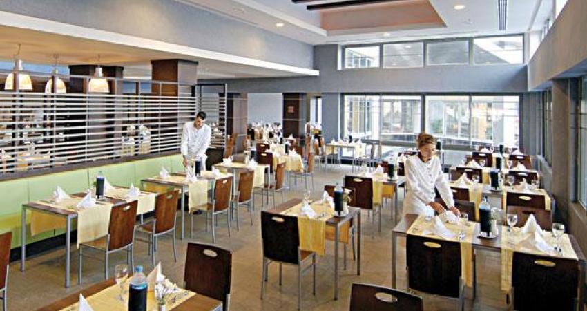 LiMAK LARA DE LUXE HOTEL & RESORT